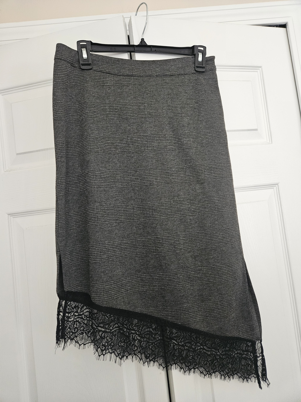 Asymmetrical Lace Trim Midi Skirt